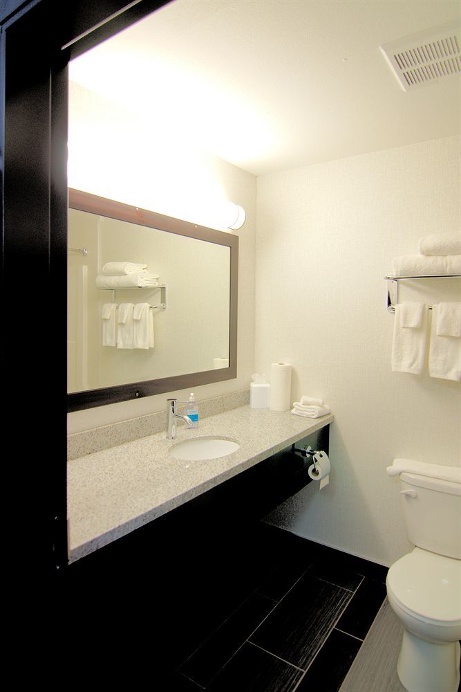 Paradise Inn&Suites Redwater Bagian luar foto