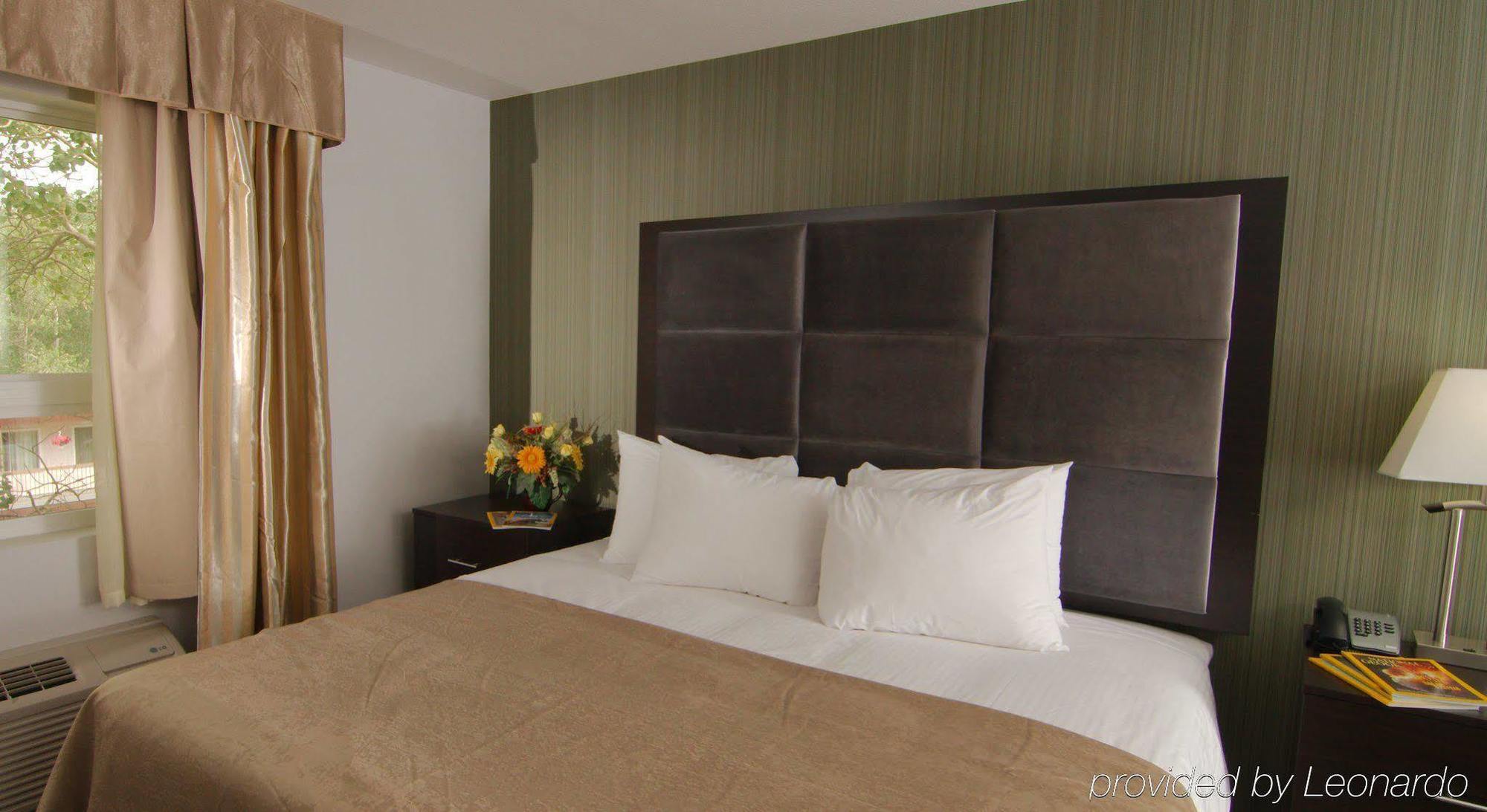 Paradise Inn&Suites Redwater Bagian luar foto
